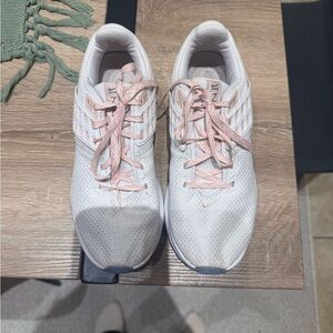 Nike Women's White and Pink Sneakers